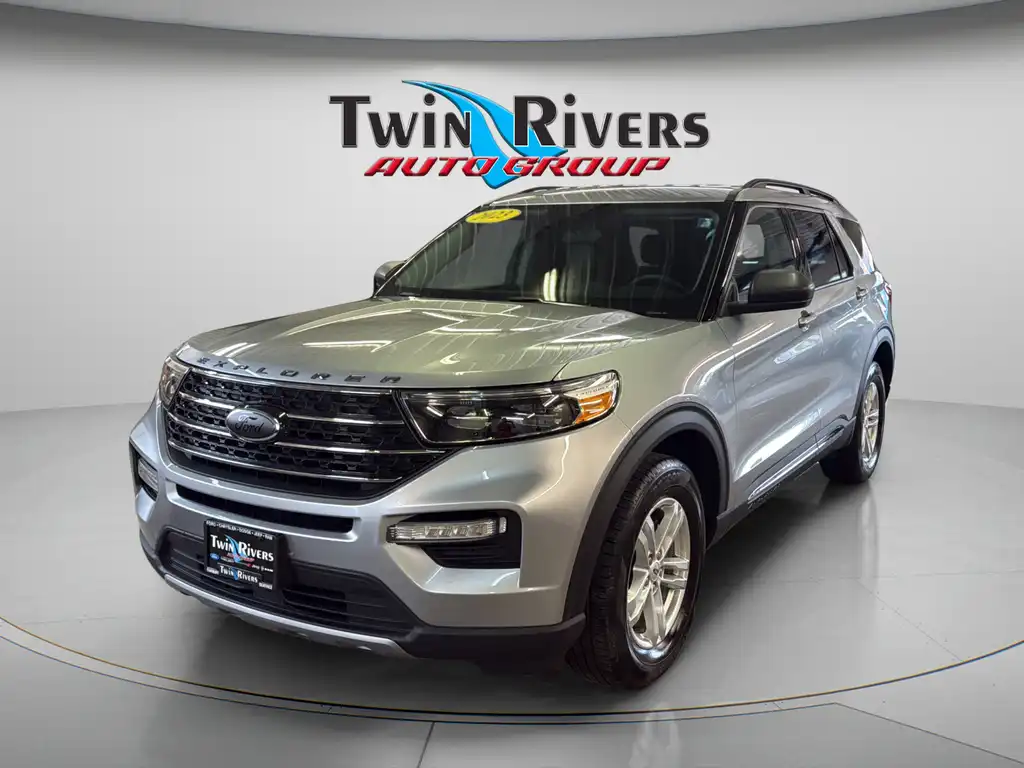 2023 Ford Explorer XLT 4WD's photo