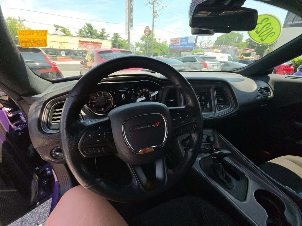 2023 Dodge Challenger SXT Auto photo 3