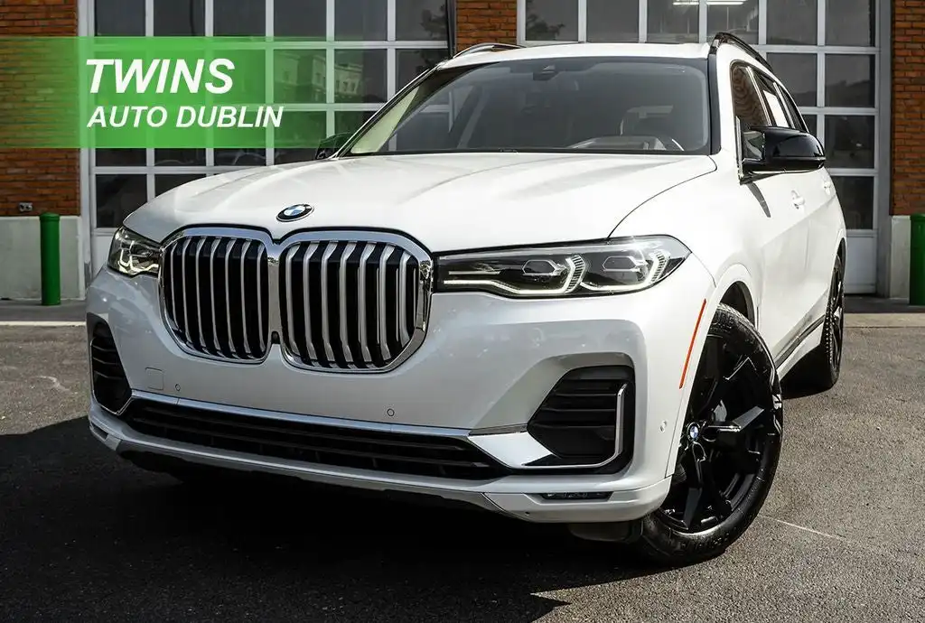 2021 BMW X7 xDrive40i's photo