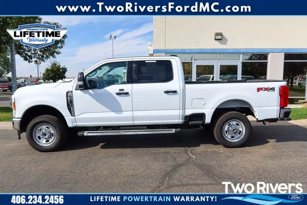 2025 Ford F-250 XLT 4WD Crew Cab 160 in's photo