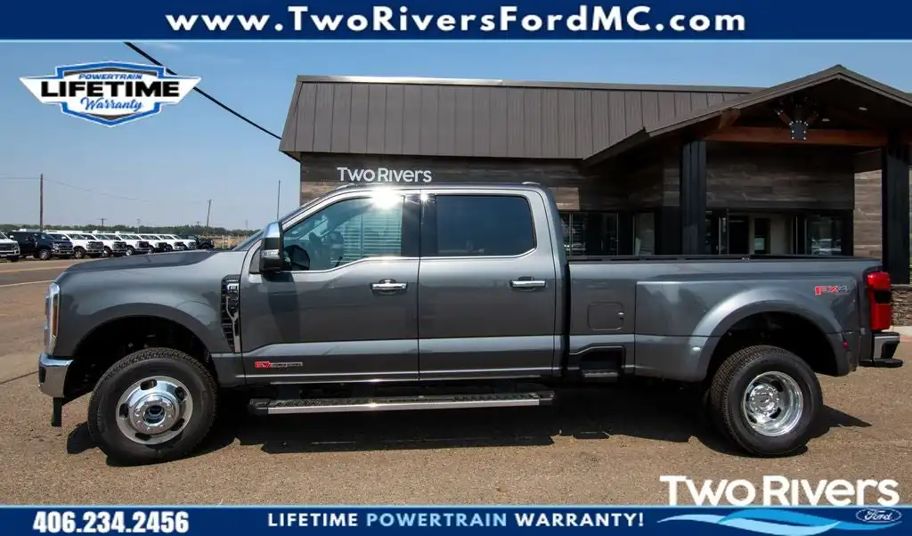 2026 Ford F-350 Lariat 4x4 Crew Cab 8' Box DRW's photo