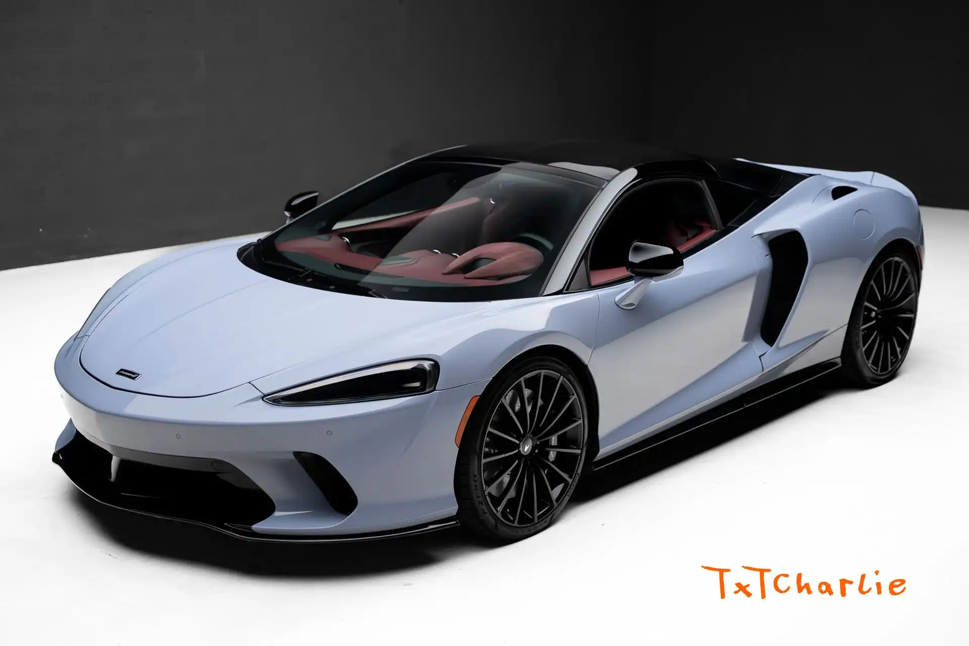 2023 McLaren GT Base's photo