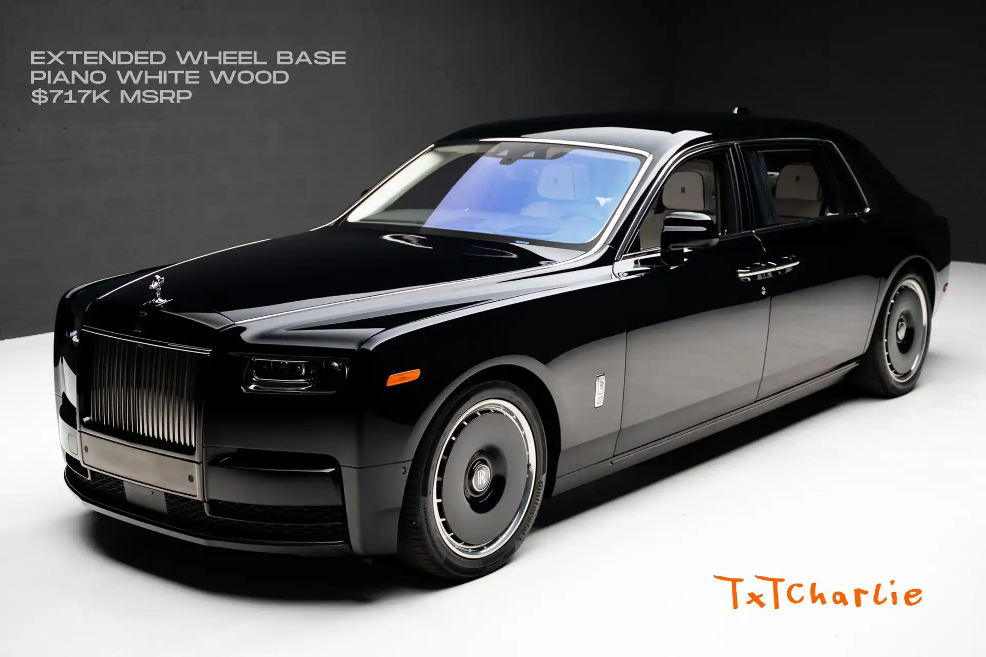 2024 Rolls-Royce Phantom EWB's photo
