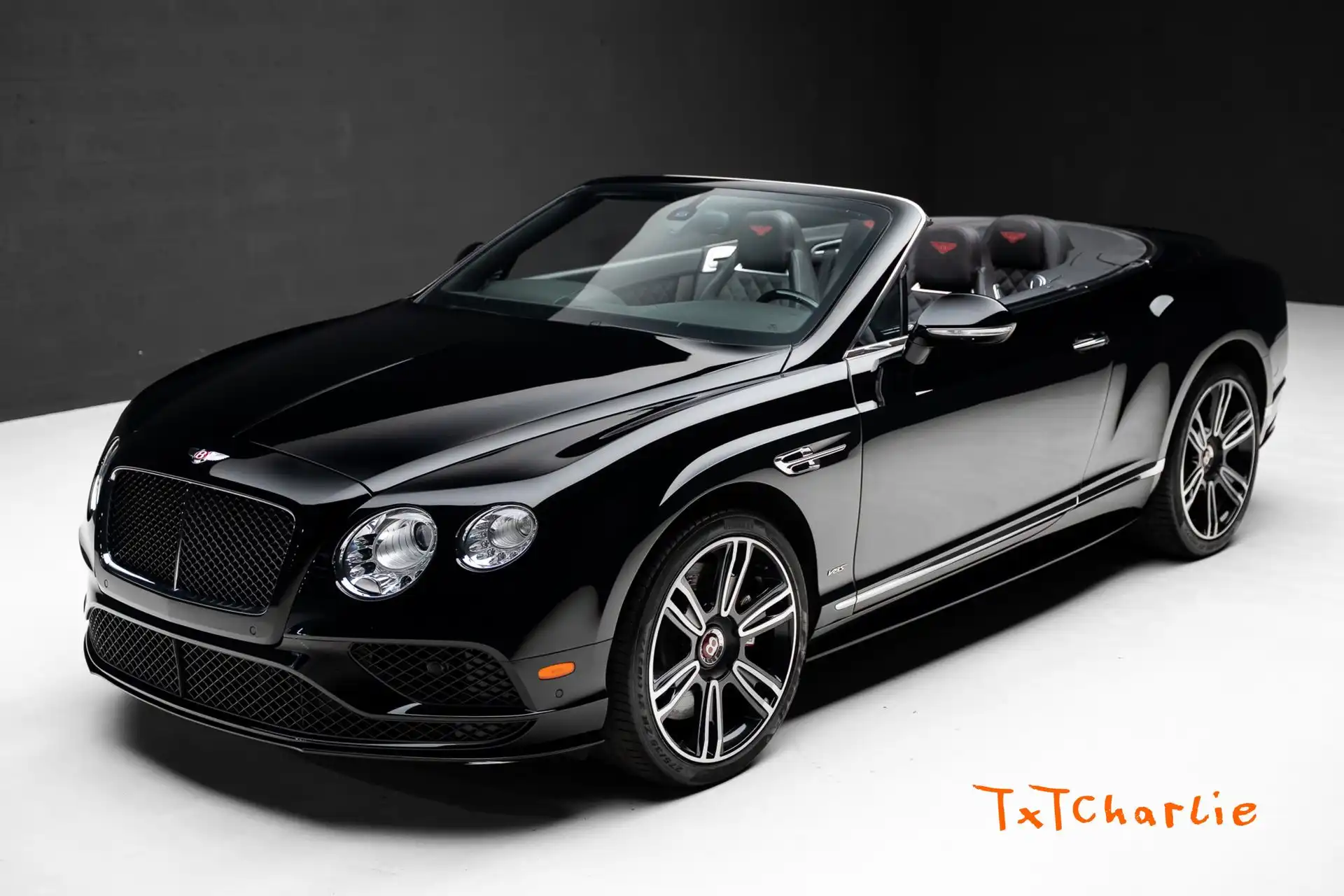 2016 Bentley Continental GT V8 S Convertible's photo