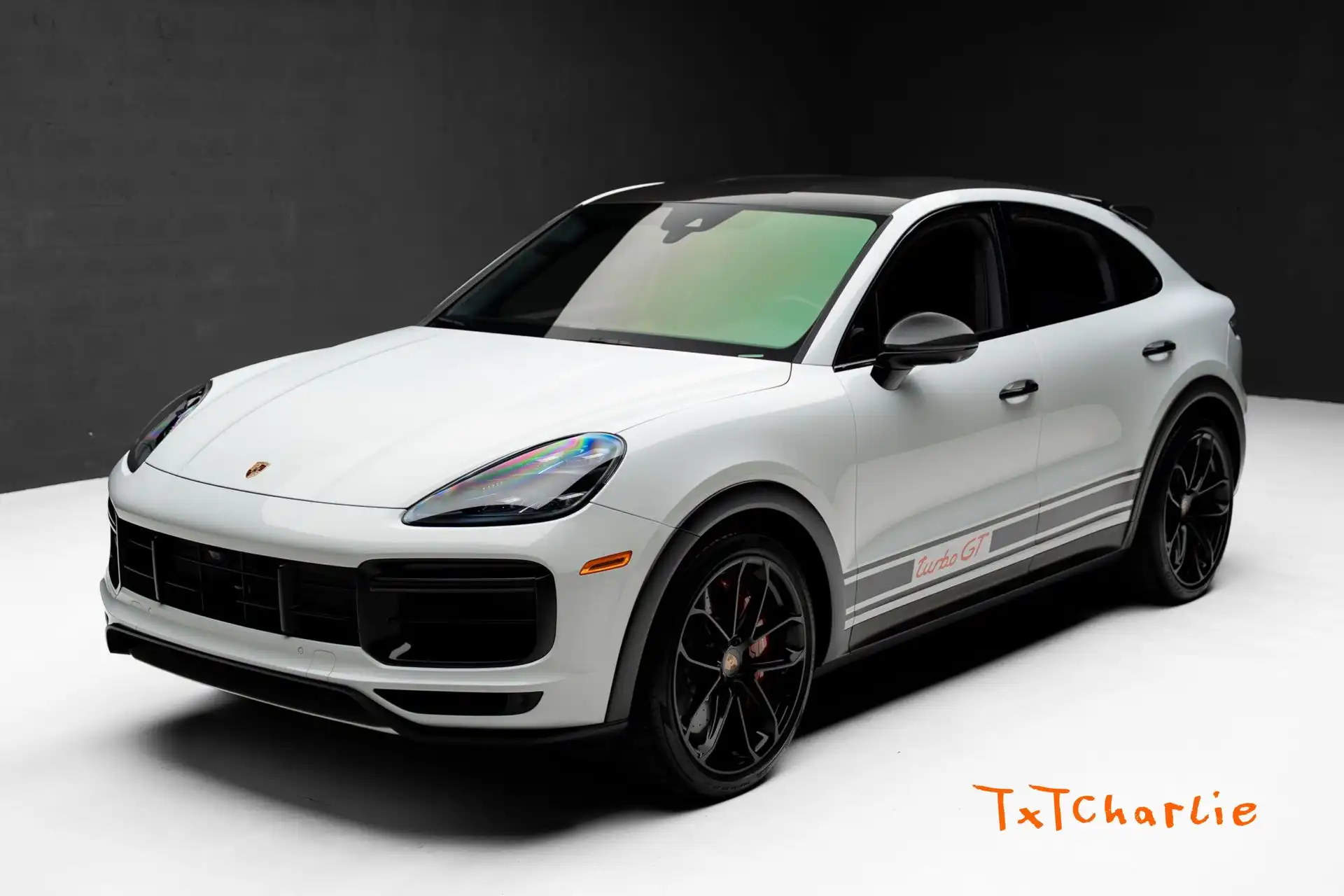 2022 Porsche Cayenne Turbo GT's photo