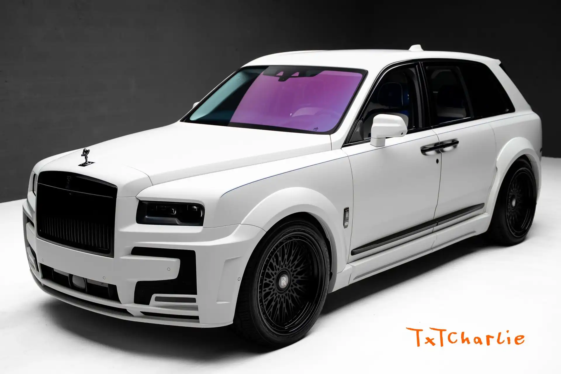 2024 Rolls-Royce Cullinan Black Badge's photo
