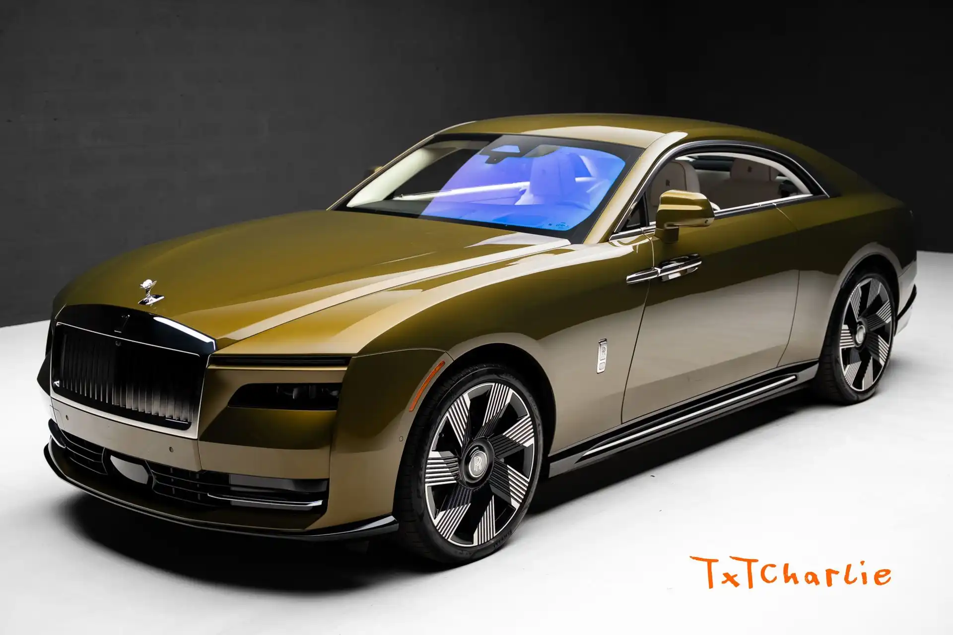 2025 Rolls-Royce Spectre Base's photo