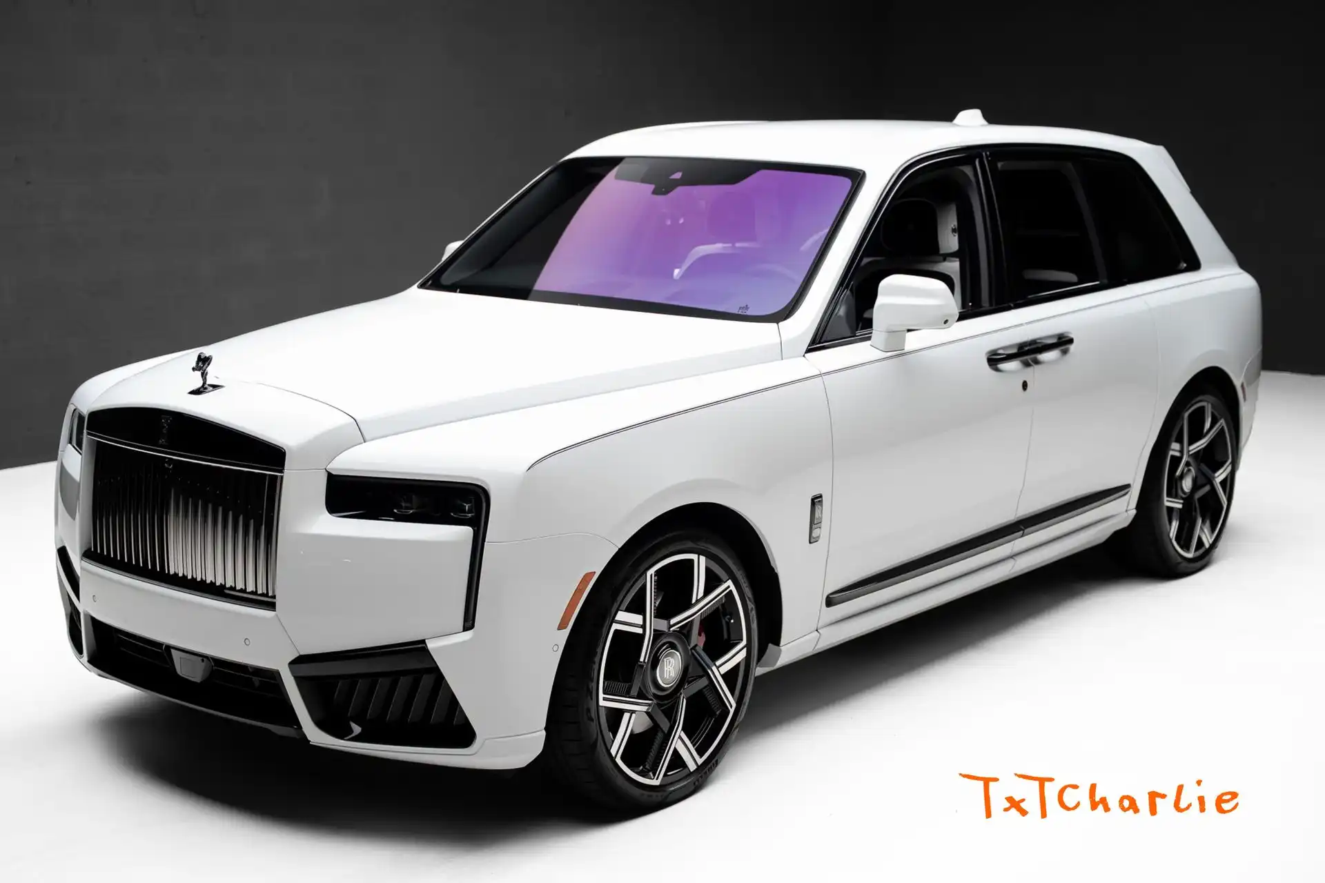 2025 Rolls-Royce Cullinan Black Badge's photo