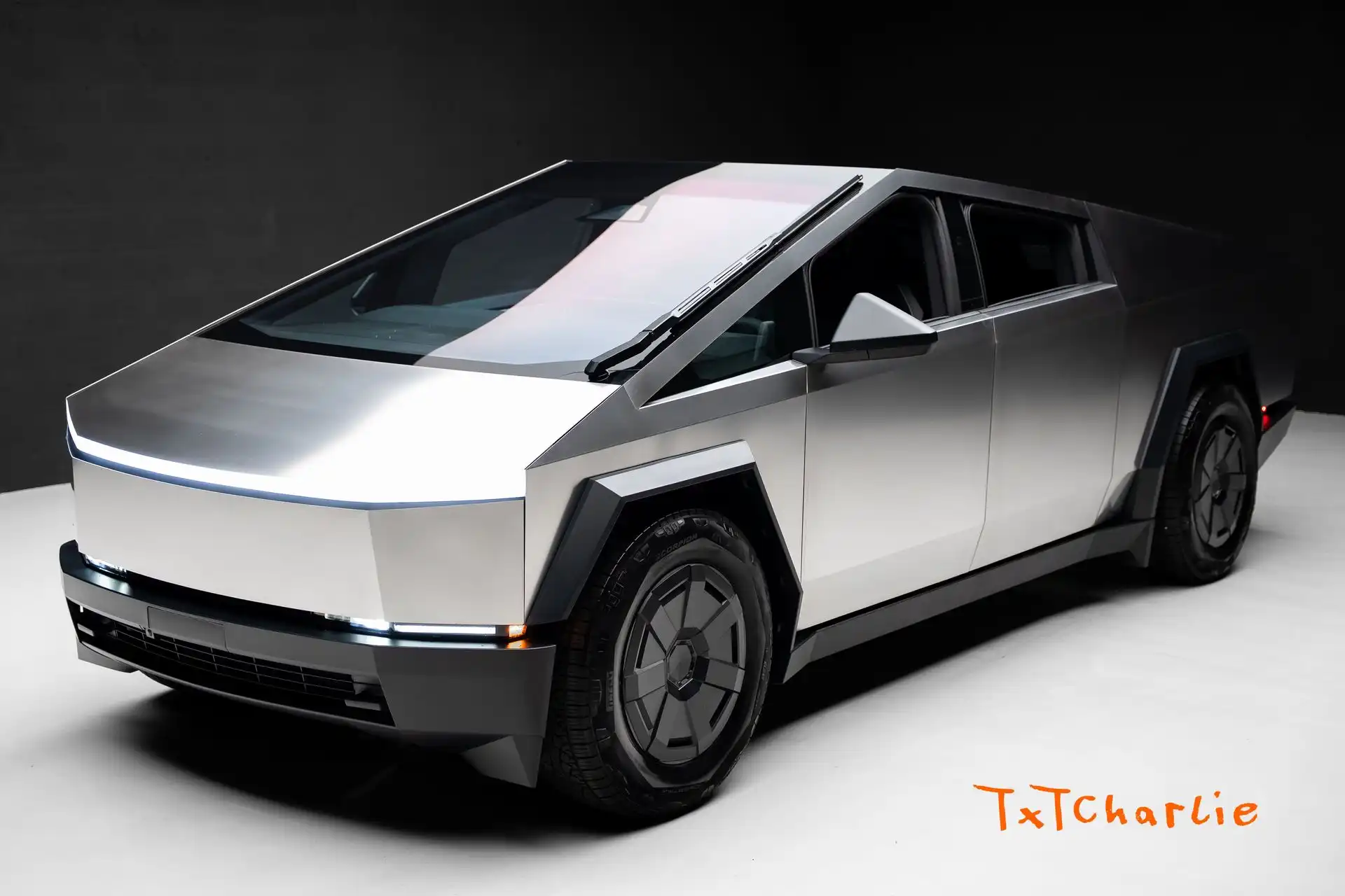 2026 Tesla Cybertruck Cyberbeast's photo