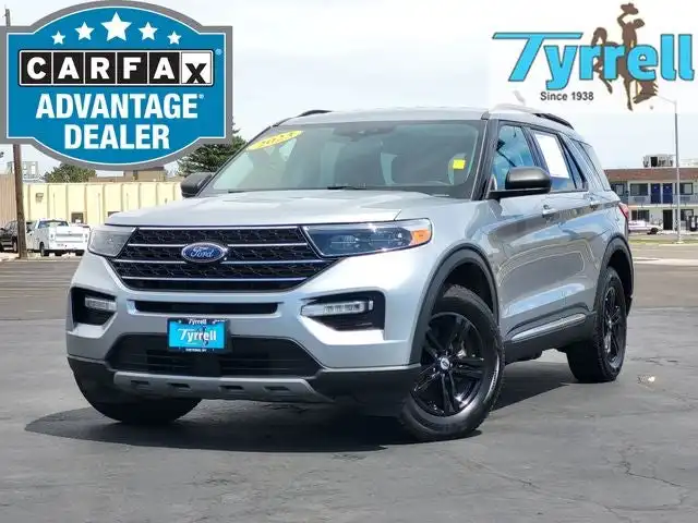 2023 Ford Explorer XLT 4WD's photo