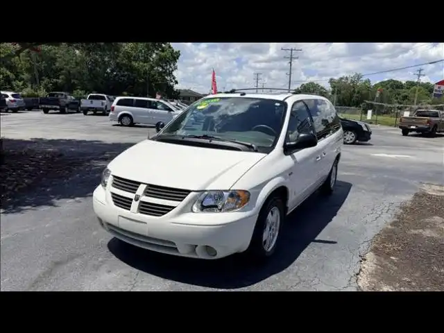 2005 Dodge Grand Caravan SXT's photo