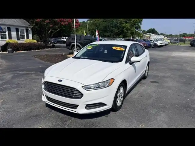 2016 Ford Fusion S FWD's photo