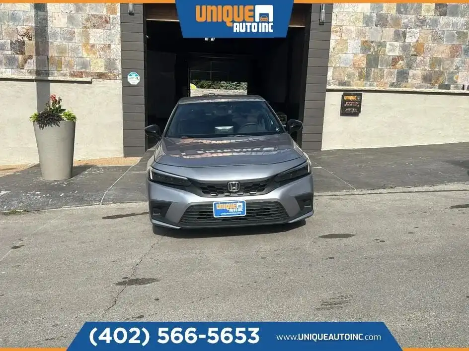 2023 Honda Civic Sport CVT's photo