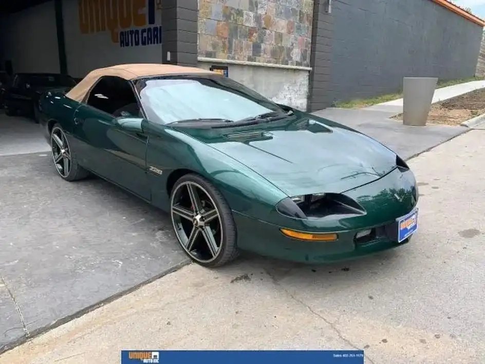 1995 Chevrolet Camaro's photo