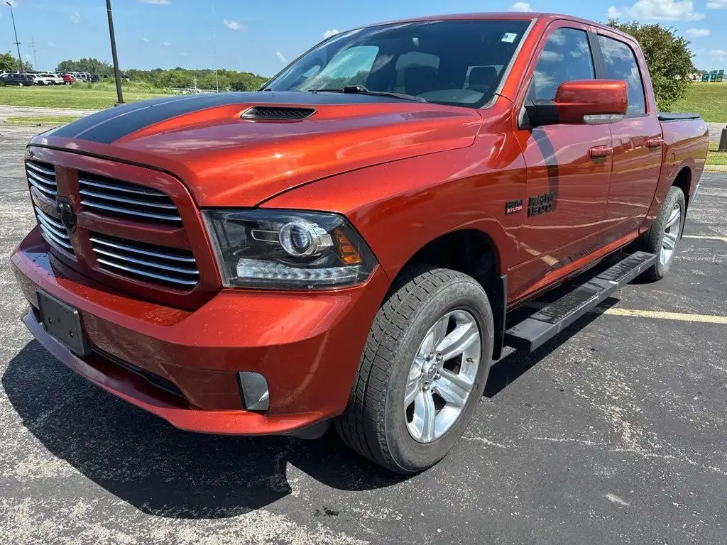 2017 RAM 1500 Sport 4x4 Crew Cab 5'7's photo