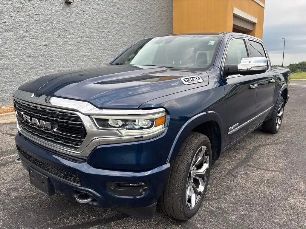 2022 RAM 1500 Limited Crew Cab 4x4 5'7" Box's photo