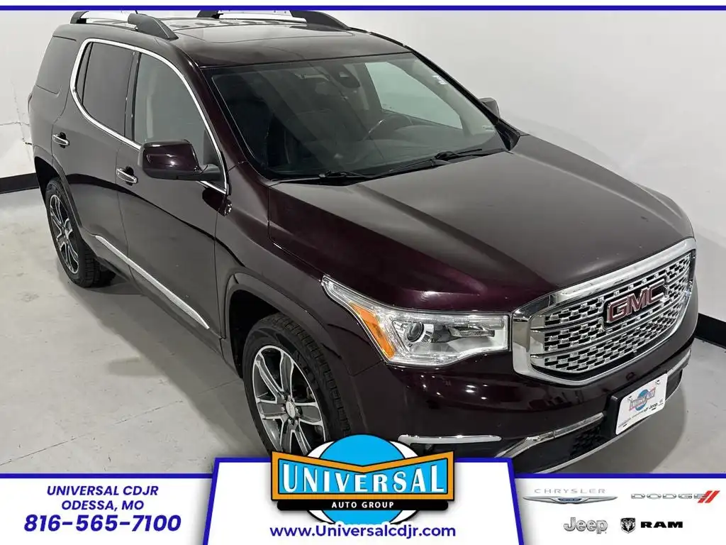2017 GMC Acadia Denali AWD's photo