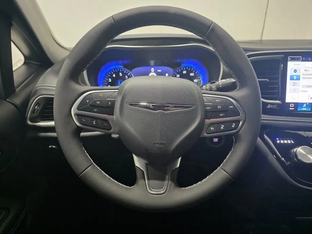 2026 Chrysler Pacifica Select photo 5