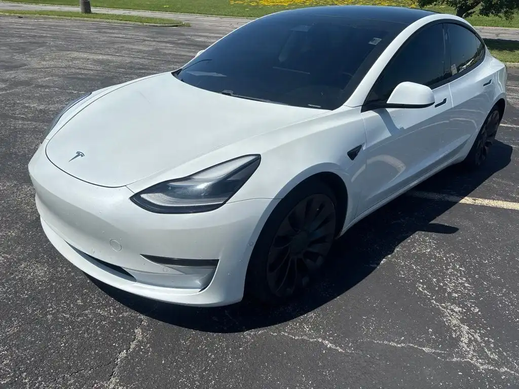 2021 Tesla Model 3 Performance Dual Motor All-Wheel Drive's photo