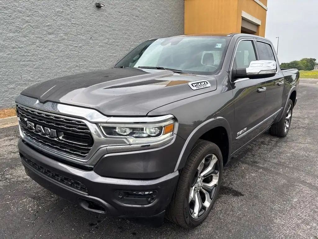 2022 RAM 1500 Limited Crew Cab 4x4 5'7" Box's photo