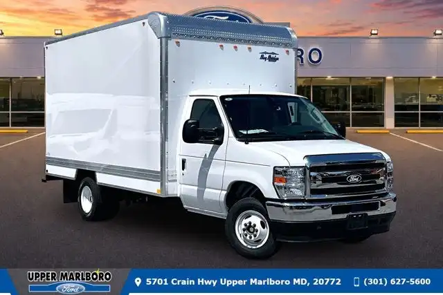 2027 Ford E-Series DRW E-450 Super Duty 158 in WB's photo