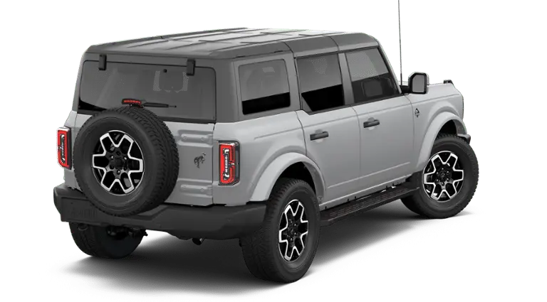 2026 Ford Bronco Outer Banks 4x4 photo 3
