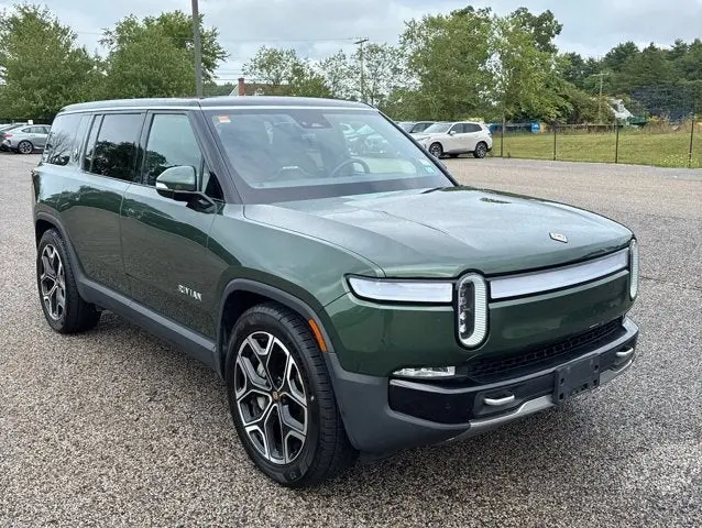 2024 Rivian R1S Adventure Dual-Motor Max Pack photo 4