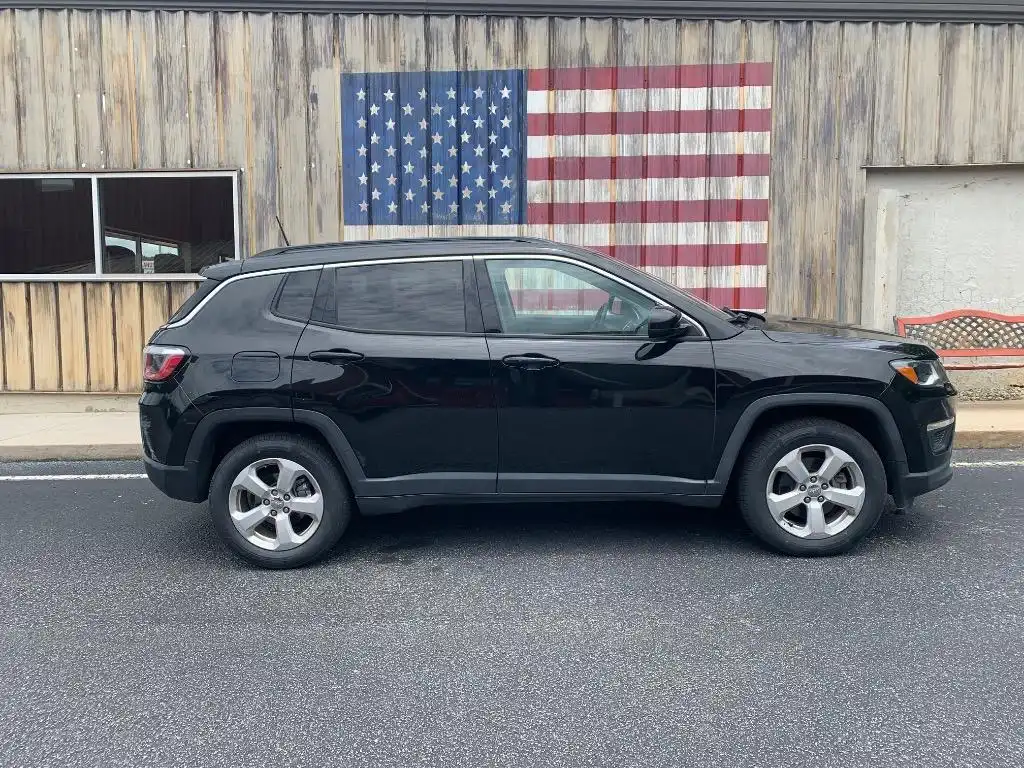 2018 Jeep Compass Latitude's photo