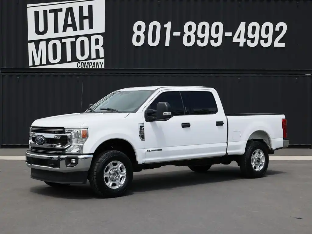 2022 Ford F-250 XLT 4x4 Crew Cab 8' Box's photo