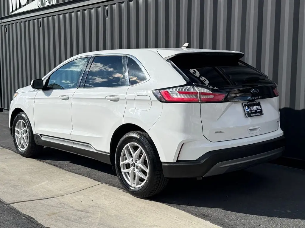 2024 Ford Edge SEL AWD photo 5