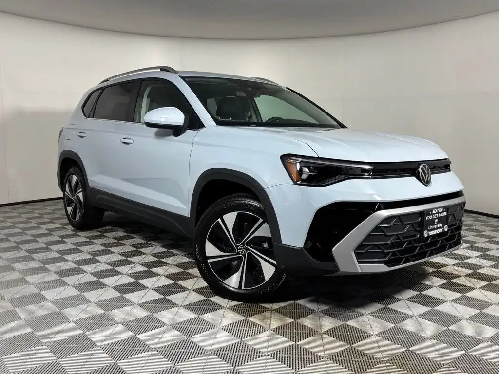 2026 Volkswagen Taos 1.5T SE 4Motion's photo