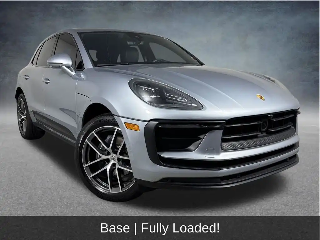 2023 Porsche Macan T's photo