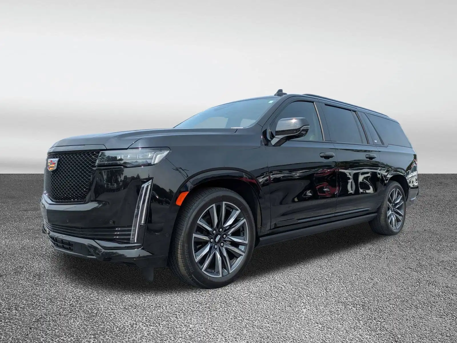 2023 Cadillac Escalade ESV 4WD Sport Platinum's photo