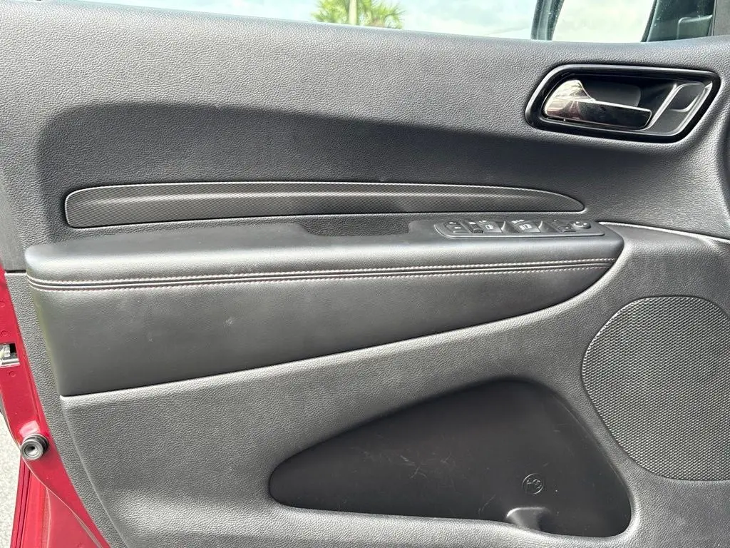2023 Dodge Durango GT AWD photo 3