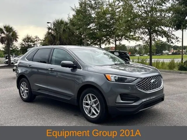 2024 Ford Edge SEL AWD photo 3