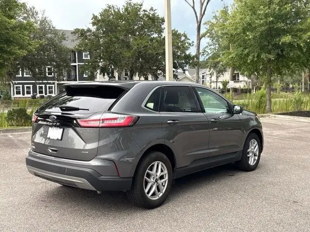 2024 Ford Edge SEL AWD photo 5