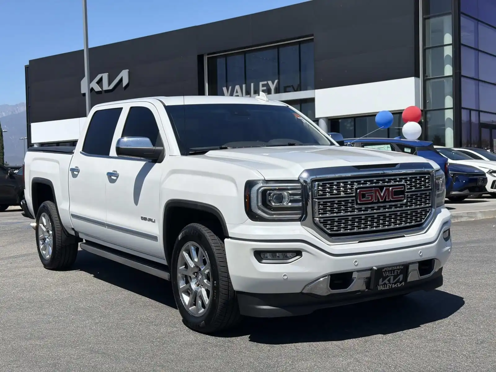 2018 GMC Sierra 2WD Crew Cab Standard Box's photo