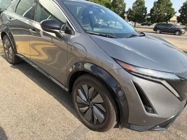 2025 Nissan Ariya Engage FWD's photo