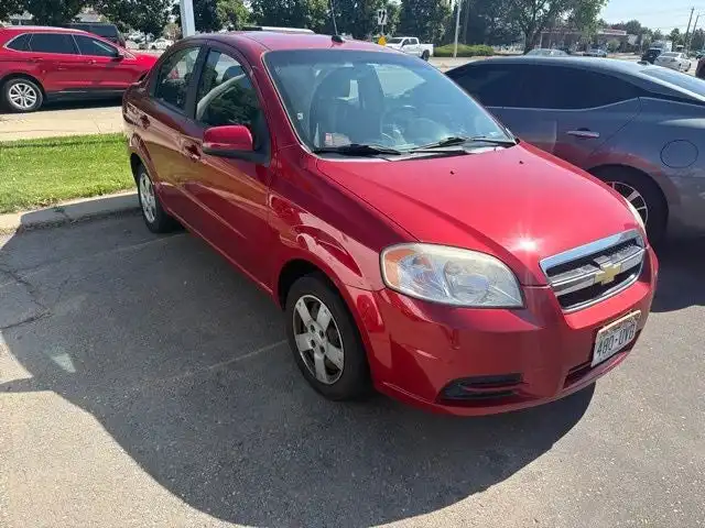 2010 Chevrolet Aveo 1LT's photo