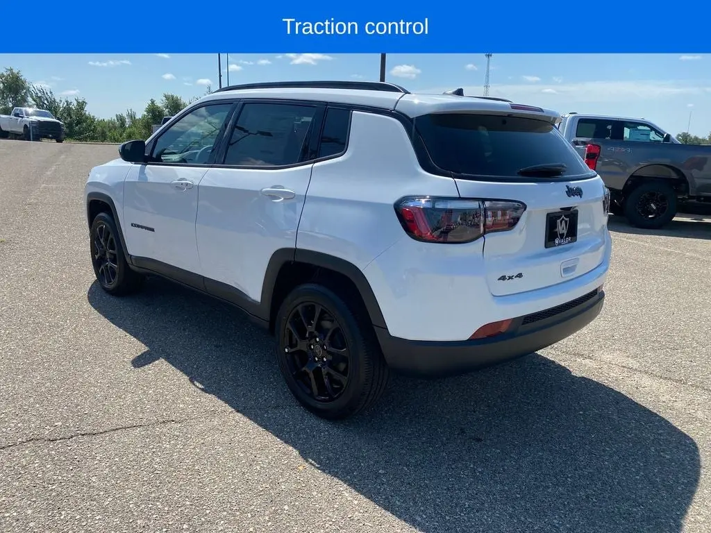 2026 Jeep Compass Altitude 4X4 photo 4