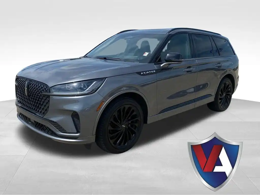 2025 Lincoln Aviator Reserve AWD's photo