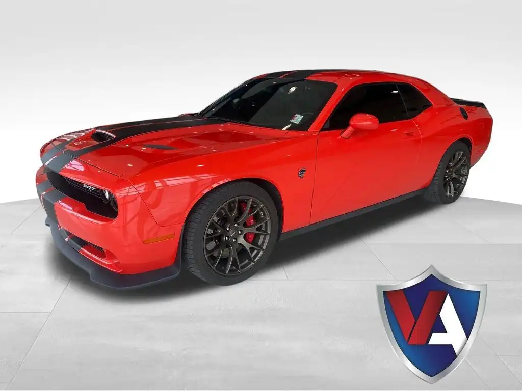 2016 Dodge Challenger SRT Hellcat's photo