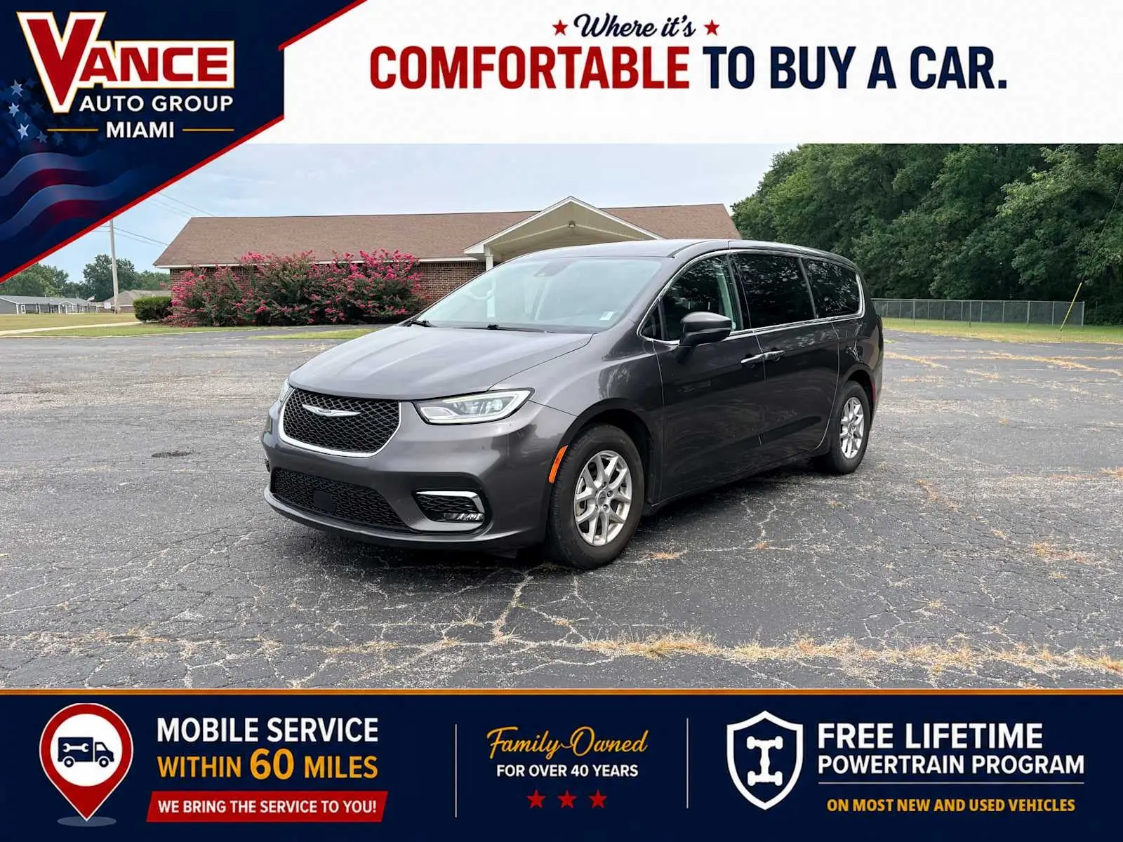 2023 Chrysler Pacifica Touring L photo 3