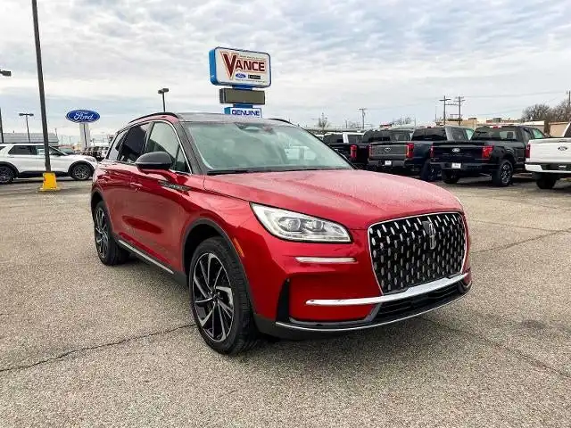 2025 Lincoln Corsair Reserve FWD's photo