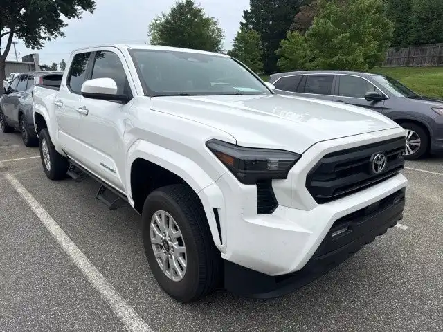 2024 Toyota Tacoma SR5 4x4 Double Cab Long Bed's photo