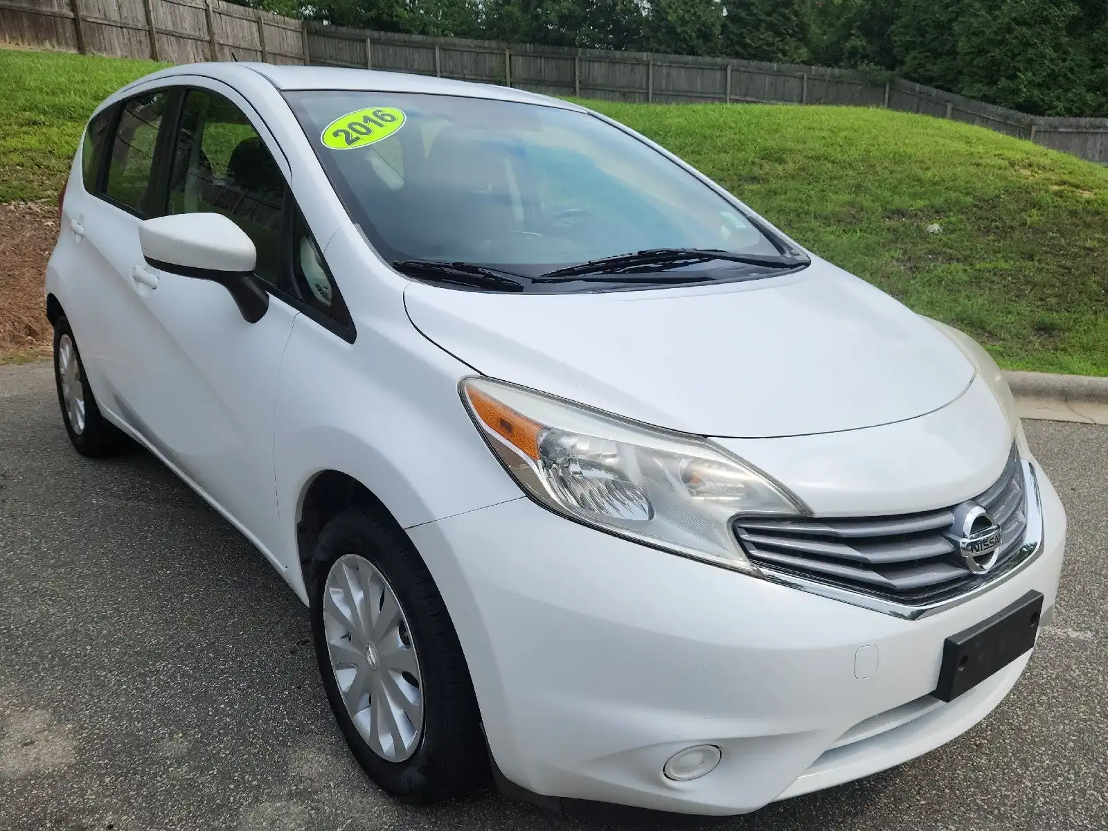 2016 Nissan Versa Note 1.6 SV CVT's photo