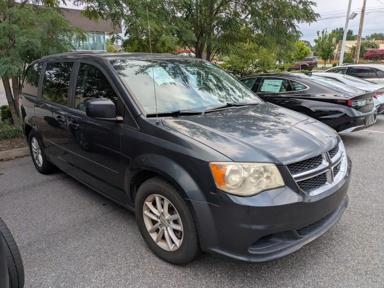 2013 Dodge Grand Caravan SXT's photo