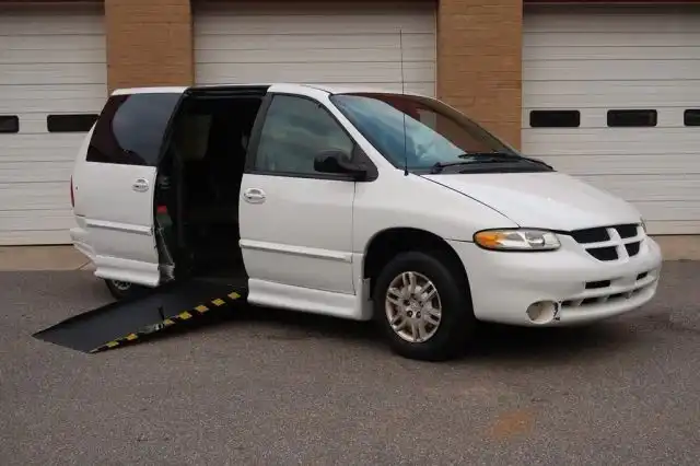 1999 Dodge Grand Caravan SE's photo