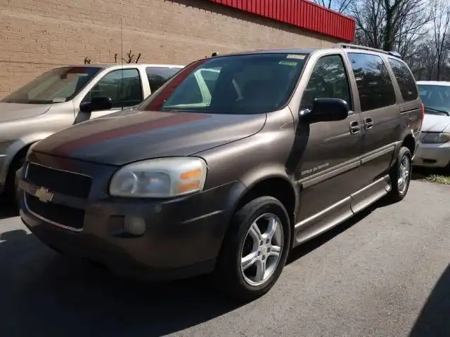 2005 Chevrolet Uplander's photo