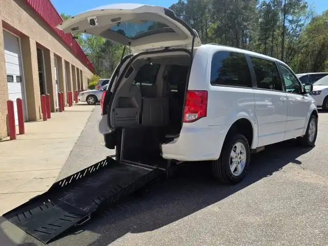 2012 Dodge Grand Caravan SXT's photo